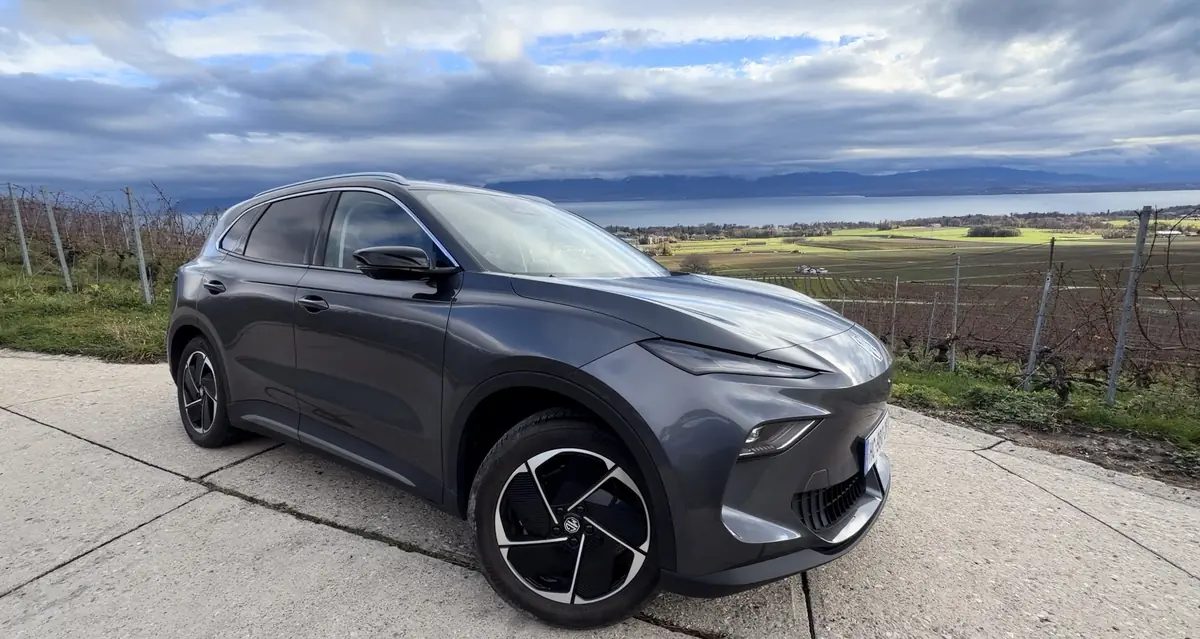 Essai MG S5&nbsp;: ~30 000&euro; pour un SUV &eacute;lectrique complet, imbattable&nbsp;?