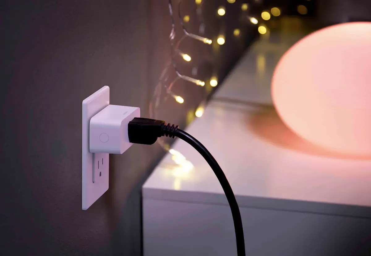 Philips Hue fait le plein de nouveautés (ampoule à filament, prise et bouton connectés)