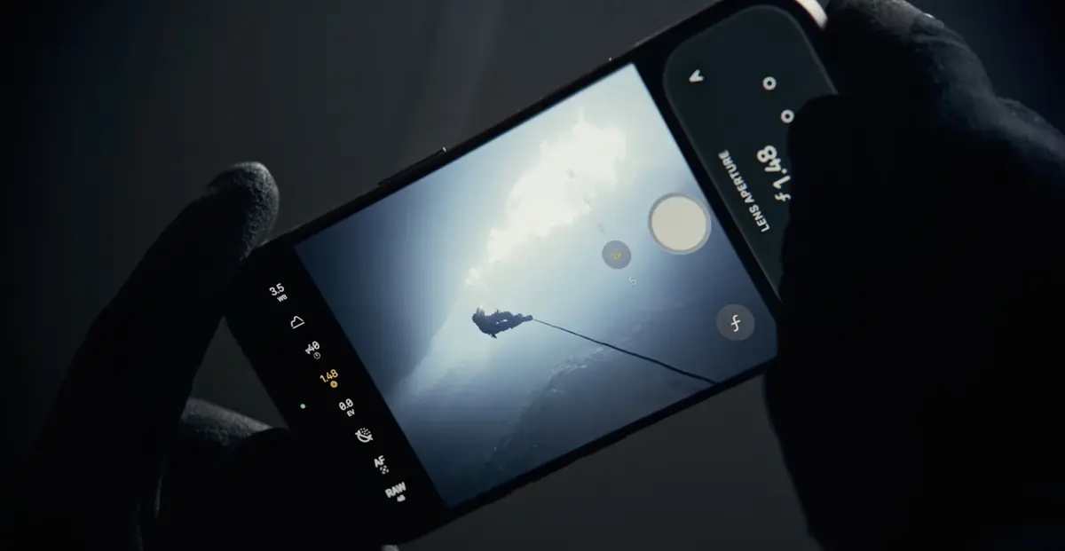 Voici un exemple de l'int&eacute;r&ecirc;t (ou pas) de l'ouverture variable de l'iPhone 18 Pro