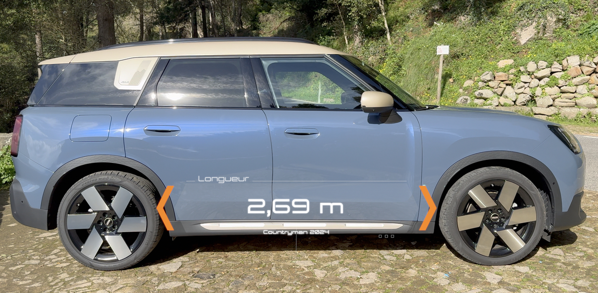 Essai Mini Countryman 2024 : électrique, CarKey, écran rond, conduite autonome... la révolution !