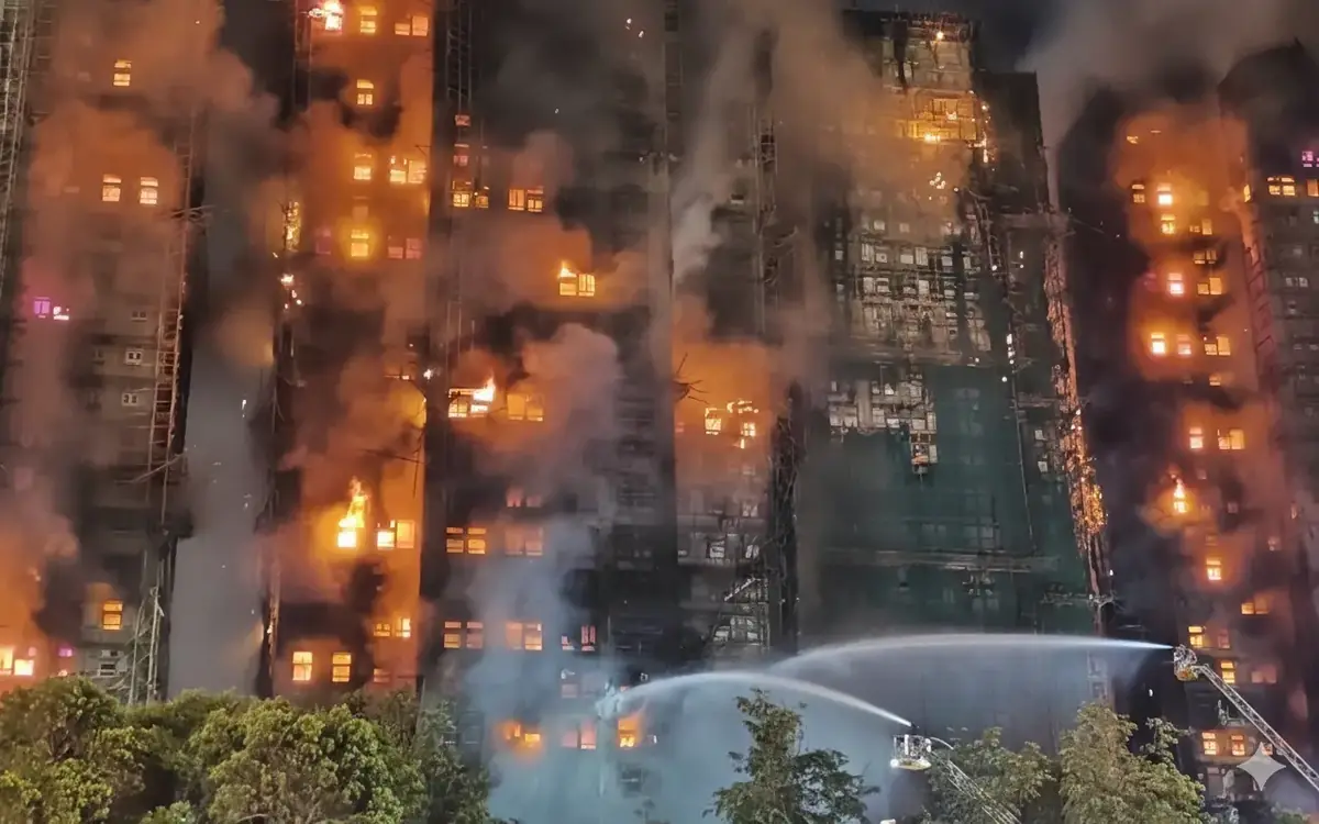 Tim Cook annonce un don d'Apple après l'incendie meurtrier de Hong Kong