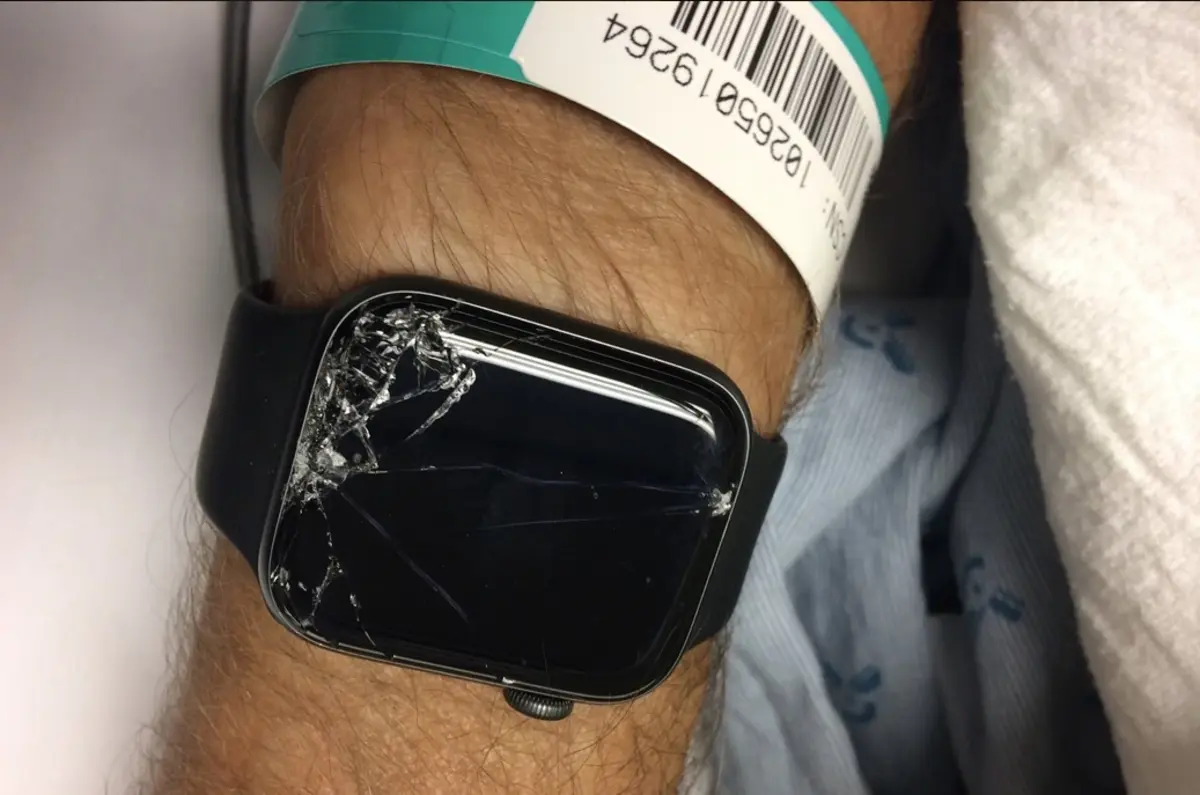 Apple Watch の転倒検出は、意識を失った自転車に乗っている人の位置を特定するのに役立ちます