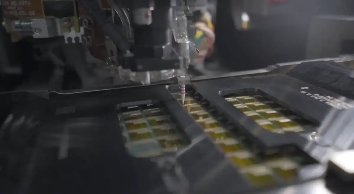 Plong&eacute;e en Chine, au c&oelig;ur de la m&eacute;moire, le nouvel eldorado&nbsp;! Et l'Europe&nbsp;? (vid&eacute;o in&eacute;dite)