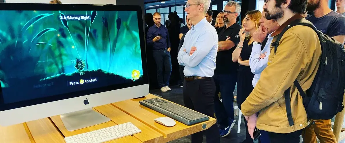 Tim Cook en visite surprise en France ! (Chez Ubisoft à Montpellier)