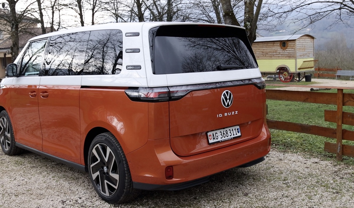 Essai Volkswagen ID.Buzz : autonomie, recharge, VanLife, intérieur, offroad, notre test sur 2000Km !