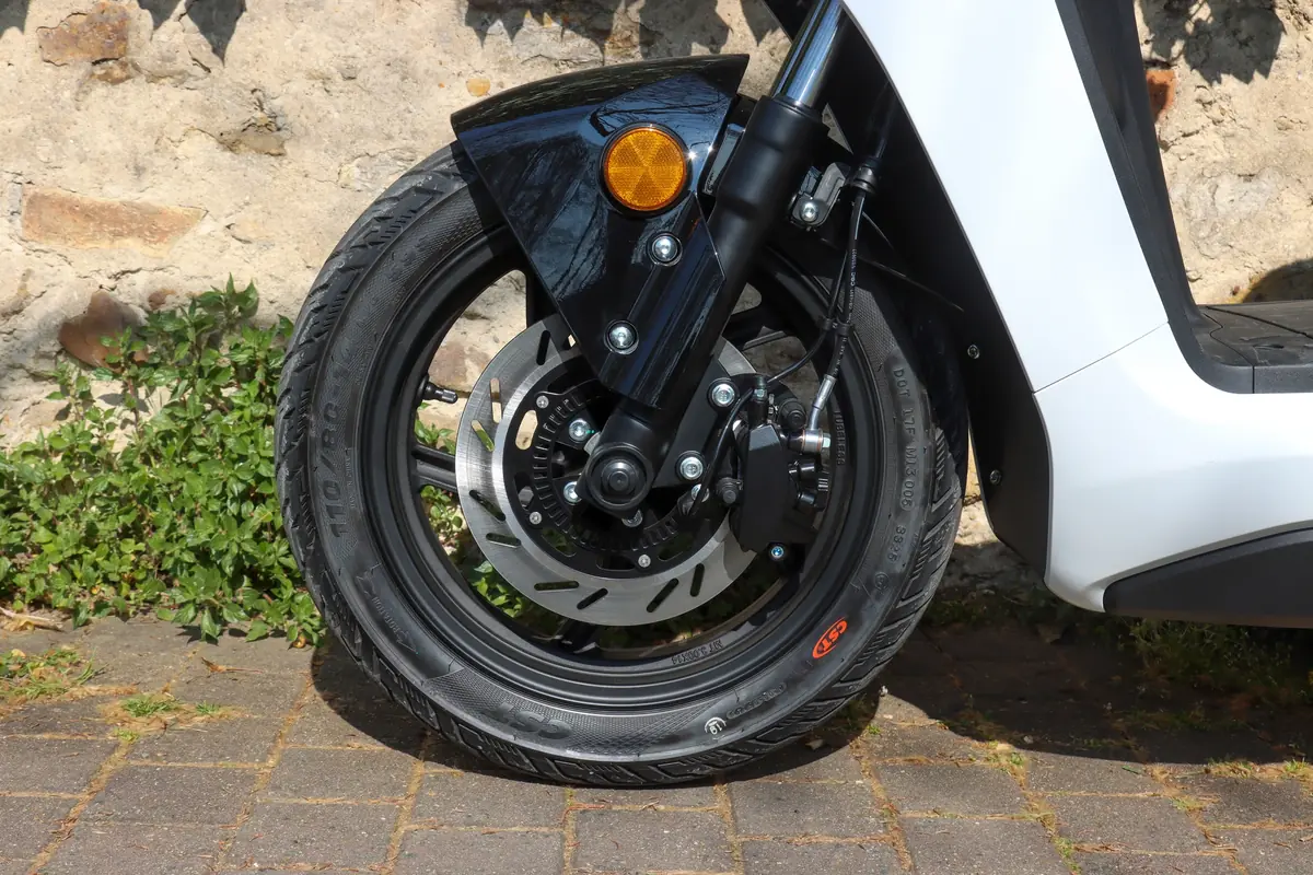 Zero Motorcycles LS1