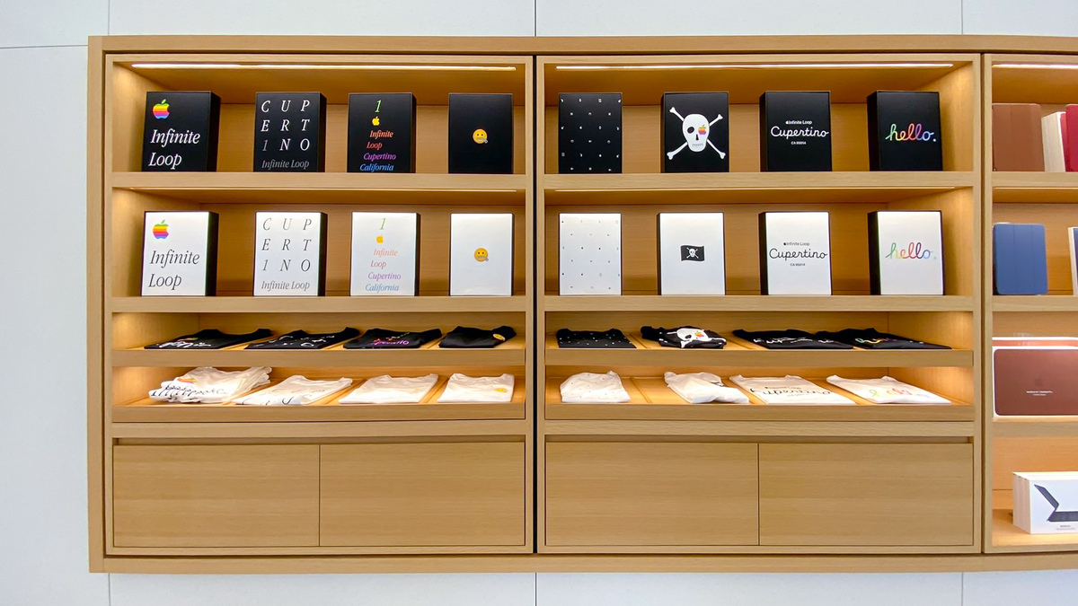 Apple ressort les t-shirts « pirates » du placard (de Steve Jobs)