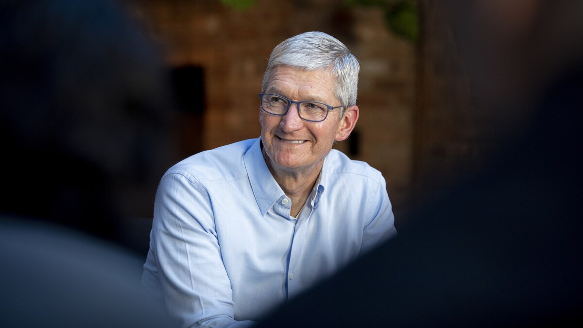 Écologie / Tim Cook : “un tiers des clients font reprendre leur iPhone pour en racheter un”