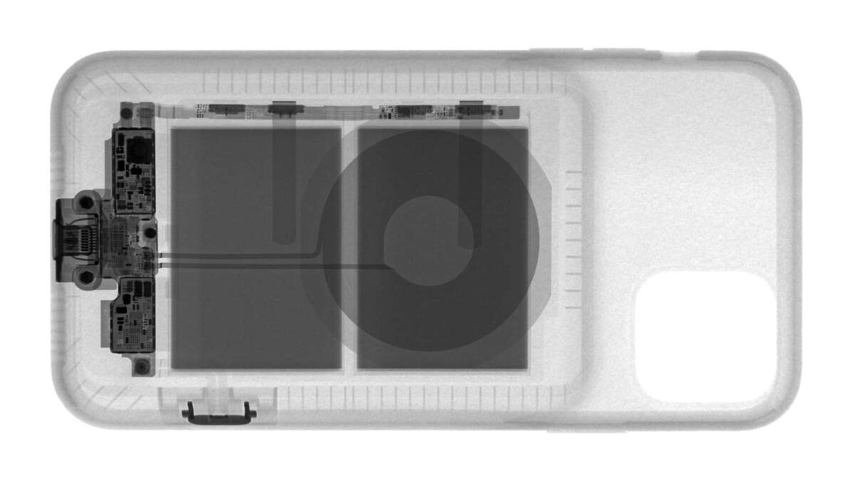 iFixIt a découvert comment fonctionne le bouton Camera de la Smart Battery Case