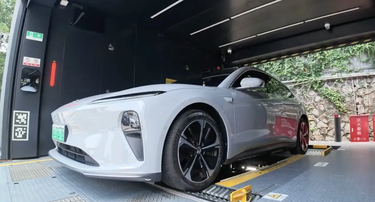 3mn pour charger sa voiture&nbsp;? J'ai test&eacute; le "Swap" de batterie en Chine&nbsp;: finalement, pas si mal&nbsp;?