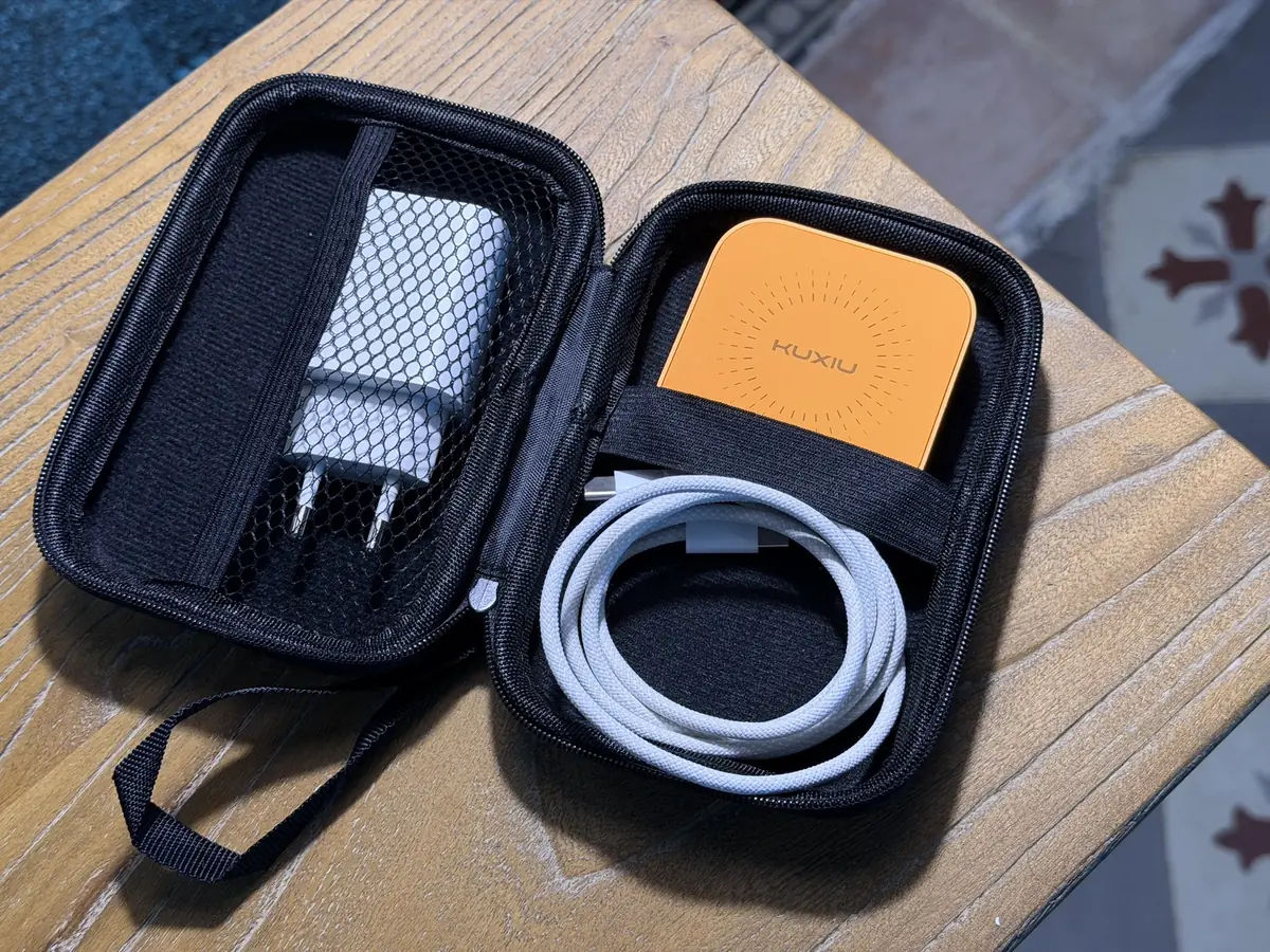 Test du Kuxiu X40 Turbo : le Saint Graal du chargeur pour iPhone, Apple Watch et AirPods ?