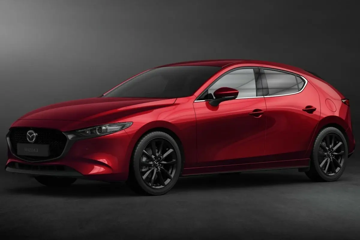 Un bug déclenche le système de freinage d'urgence des Mazda 3 2019/2020 aux US