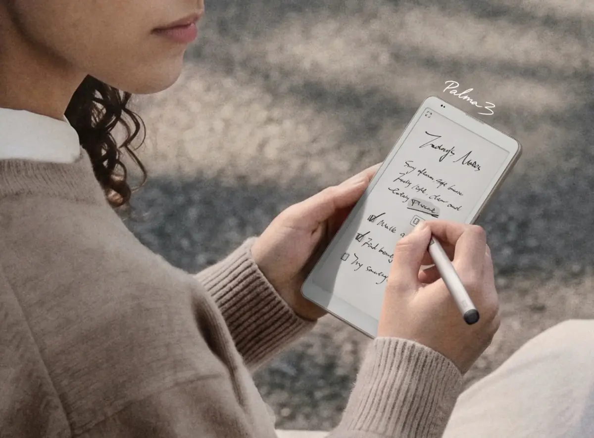 Boox annonce trois liseuses, de la tablette couleur au format smartphone