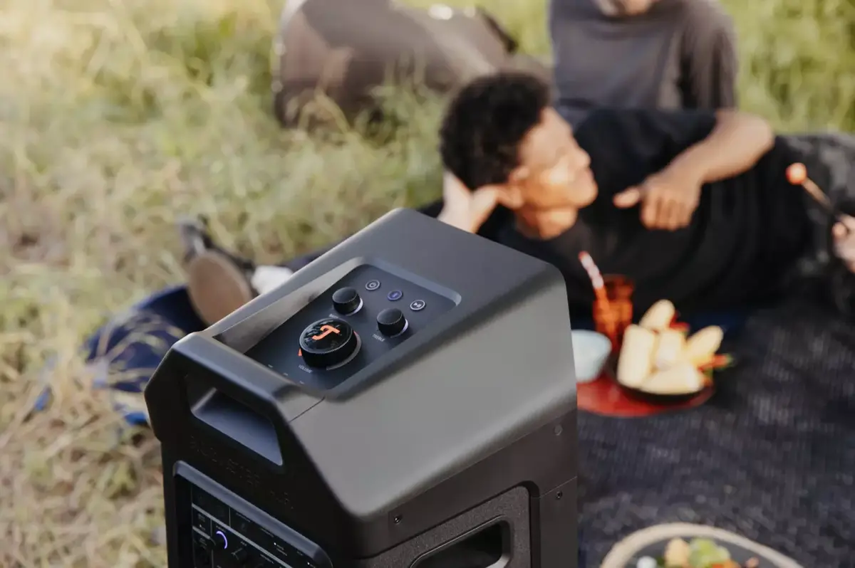 Une grosse enceinte pour les soirées et les petits concerts chez Teufel