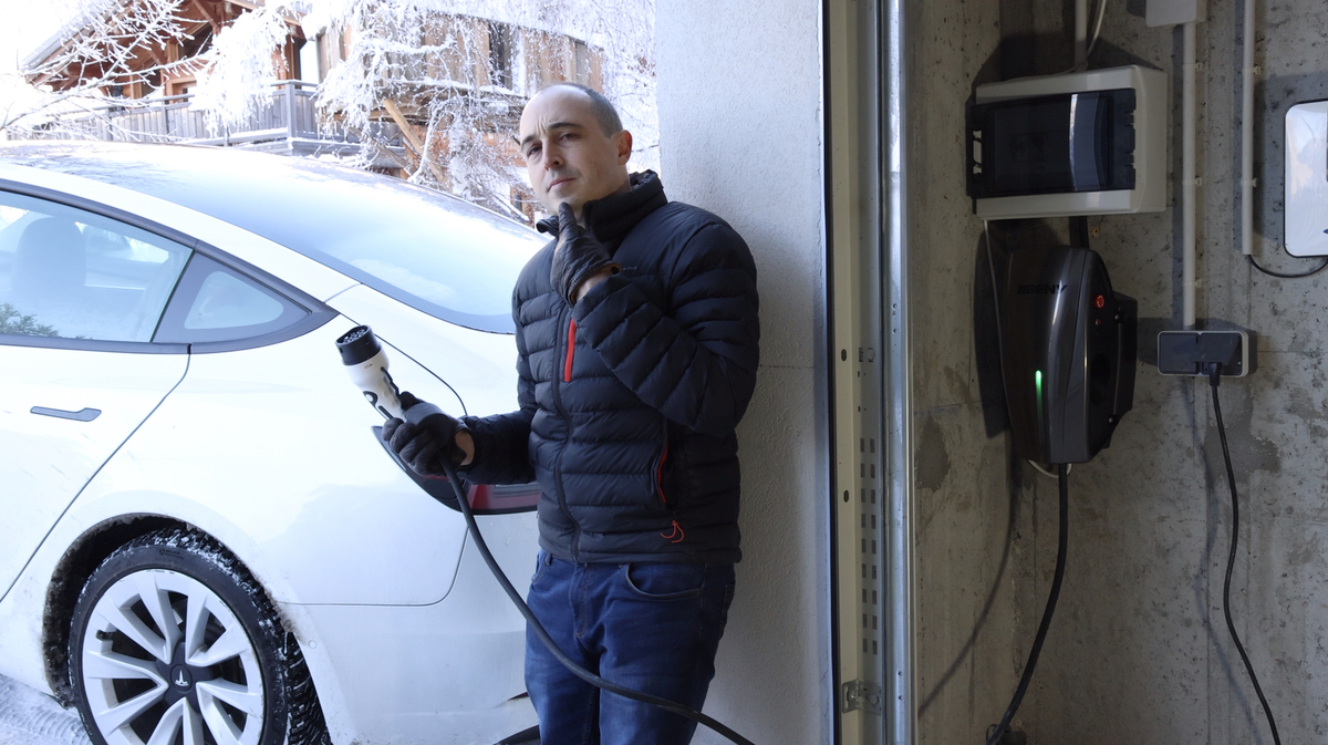 Test et installation de la borne de recharge BENY avec délestage pour voiture électrique