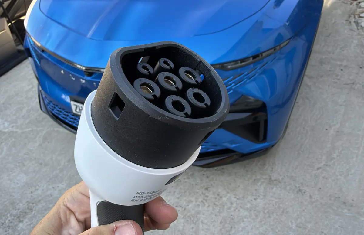 Test du Rheidon P200 3K6&nbsp;: le meilleur chargeur mobile pour voiture &eacute;lectrique en 2026&nbsp;?