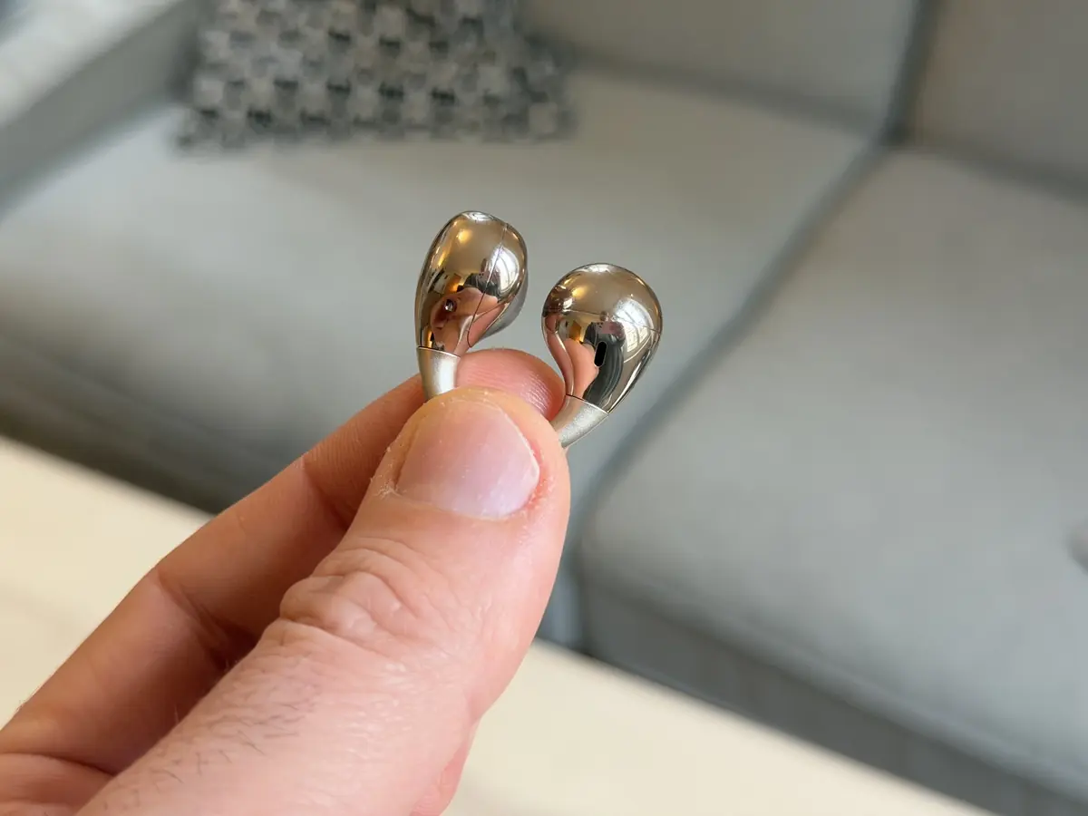 Test des Realme Buds Clip, les &eacute;couteurs qui ne vous feront plus jamais mal aux oreilles