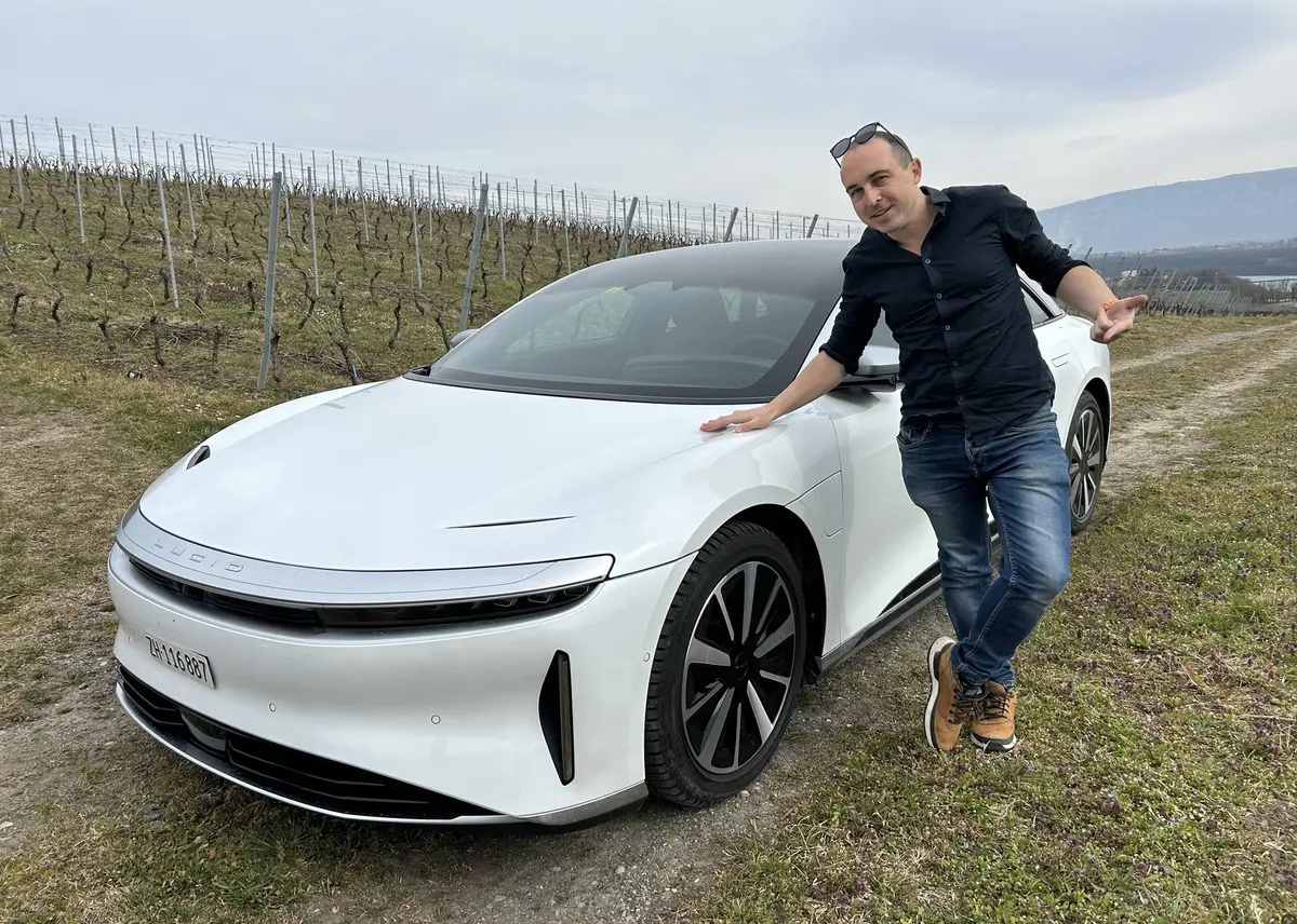 CarPlay arrive enfin sur la Lucid Air, qui en a bien besoin !