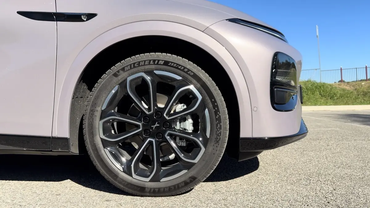 Essai XPeng G6 2026&nbsp;: il ATOMISE Tesla sur la vitesse de charge, mais le reste&nbsp;?