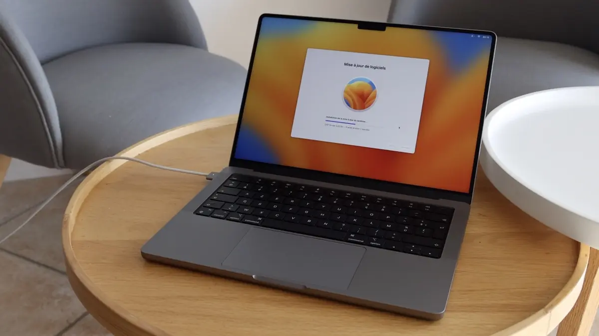 MacBook M2 Pro Ouvert