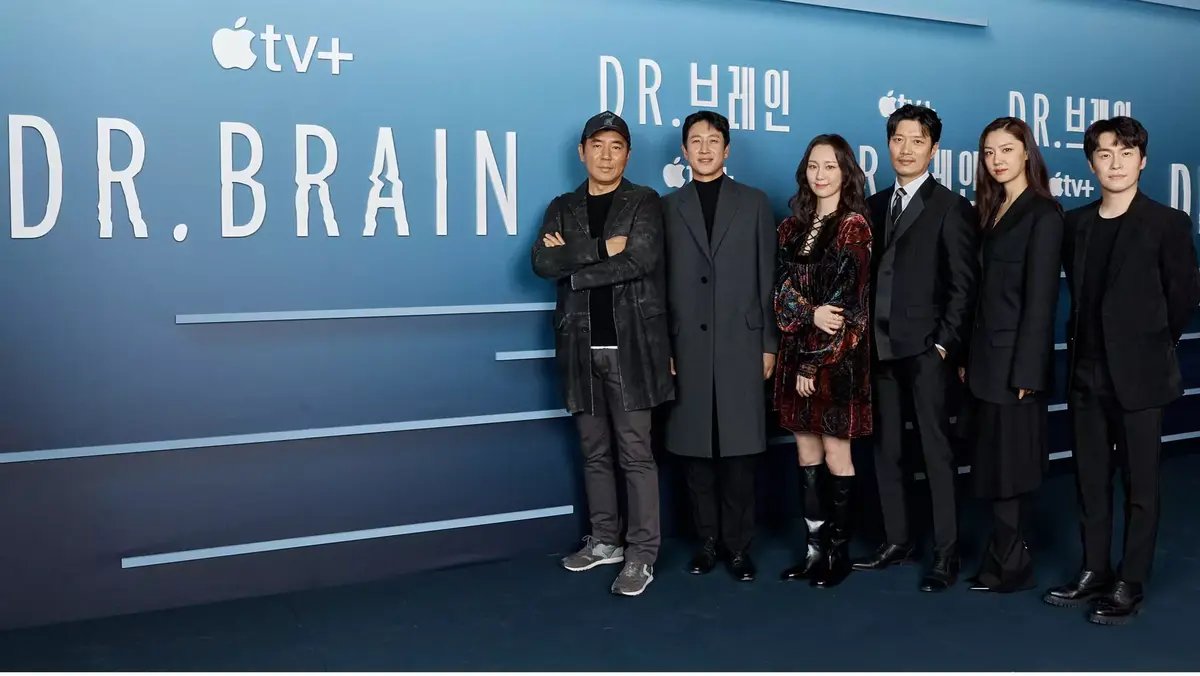 TV+ : Dr Brain est disponible (en attendant Finch et Dickinson demain)