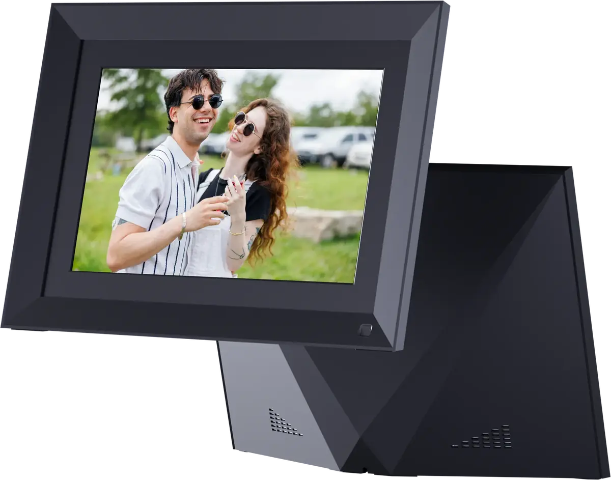 Ce cadre photo utilise l'IA pour discuter avec vous via le visage de vos proches