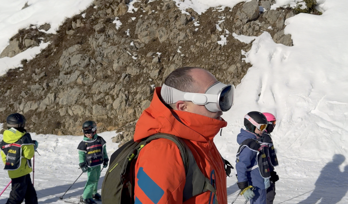 On a testé l'Apple Vision Pro au ski ! Un vrai potentiel, mal exploité