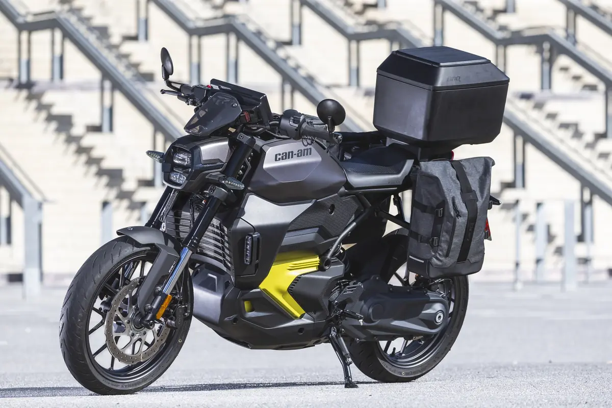 La Can-Am pulse avec ses accessoires (en option)