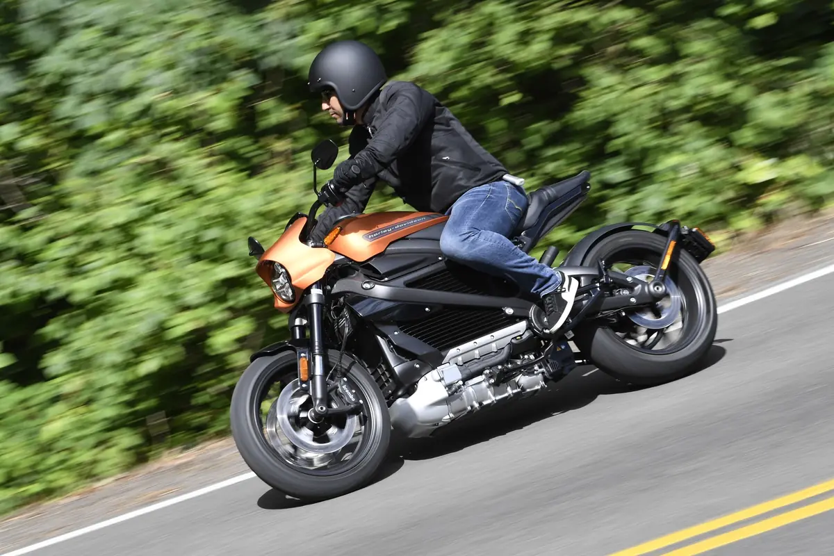Premier essai de la Harley-Davidson Livewire en 2019