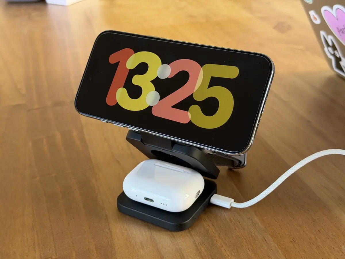 Test du Kuxiu X55 Turbo&nbsp;: le chargeur sans fil 3-en-1 Qi2.2 qui coche toutes les cases