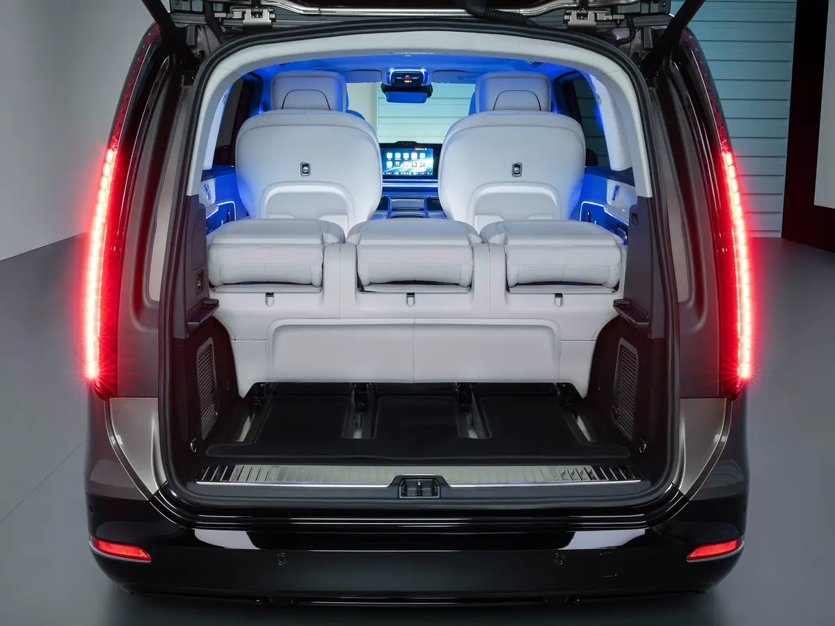 En esp&eacute;rant une version permettant d'avoir les si&egrave;ges face &agrave; face.