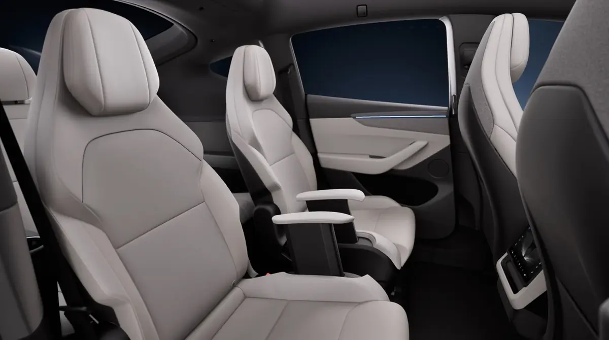 Le Tesla Model Y L 7 places arriverait en Europe d&eacute;but 2026, mais avec quelles sp&eacute;cifications&nbsp;?