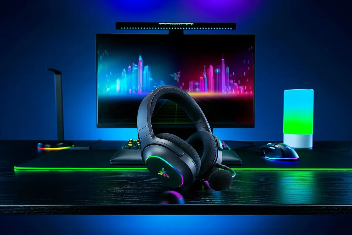 Le Razer Barracuda X Chroma ajoute du RGB à vos oreilles