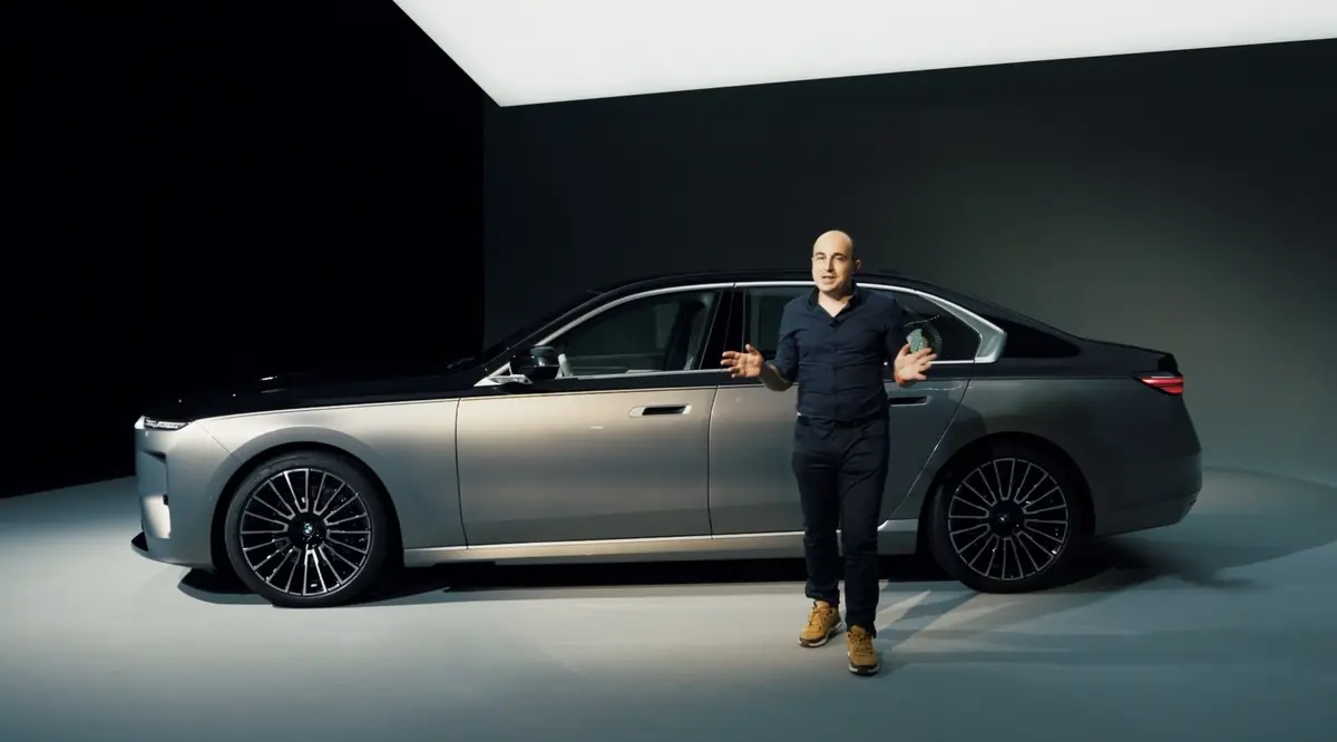 In&eacute;dit&nbsp;! A bord de la luxueuse BMW i7&nbsp;: un &eacute;cran 8K et 700 km d'autonomie&nbsp;!