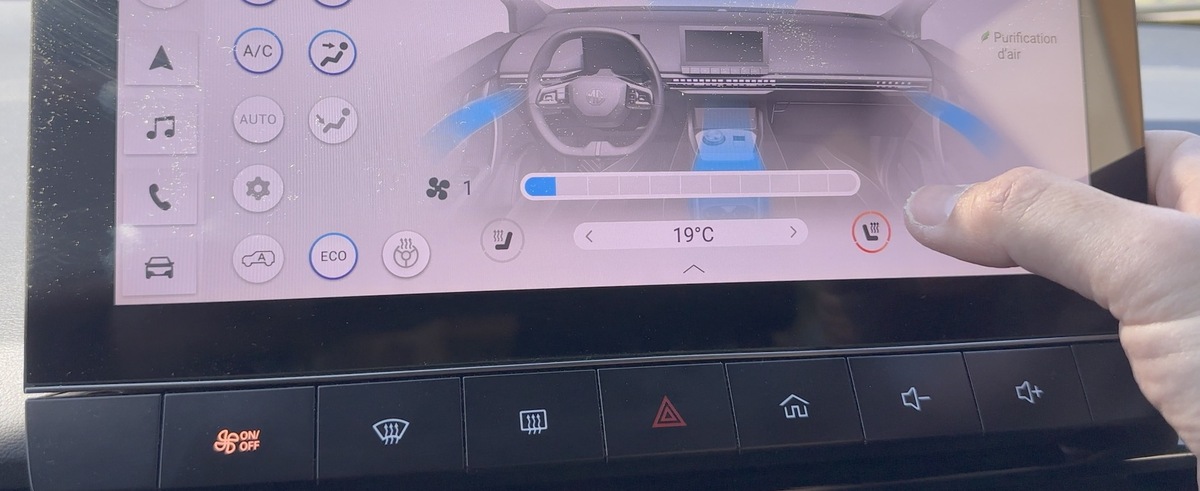 Essai MG4 Luxury : prix, autonomie, recharge... la meilleure voiture électrique abordable de 2023 ?