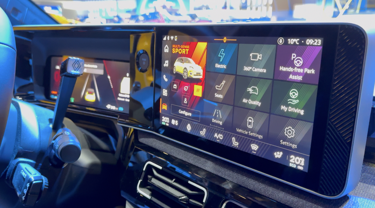 Renault 5 électrique : Streaming, CarKey, jeux vidéo... quelle connectivité dans la R5 ? (interview)