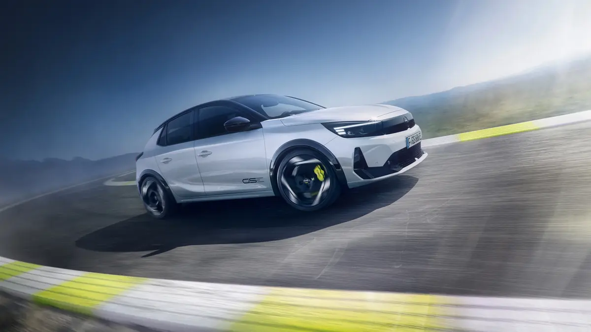 Opel Corsa GSE&nbsp;: la citadine allemande d&eacute;gaine 281 chevaux &eacute;lectriques