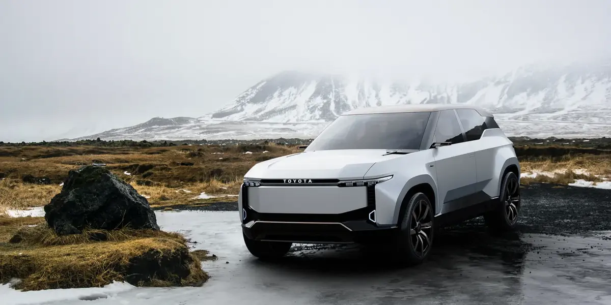 Land Cruiser électrique, Tesla en 800V, un Rivian Halloween et le Cybertruck criblé de balles