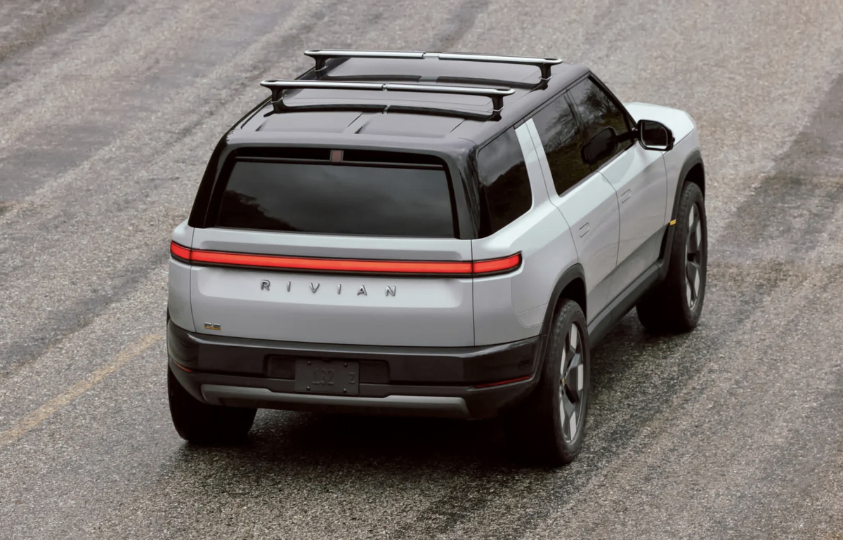 Rivian R2 : autonomie, prix et date de sortie pour l'Europe ! (+ R3 et R3X !)