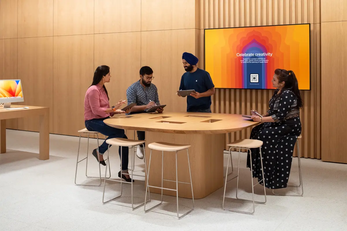 Tim Cook promet emplois et investissements en Inde