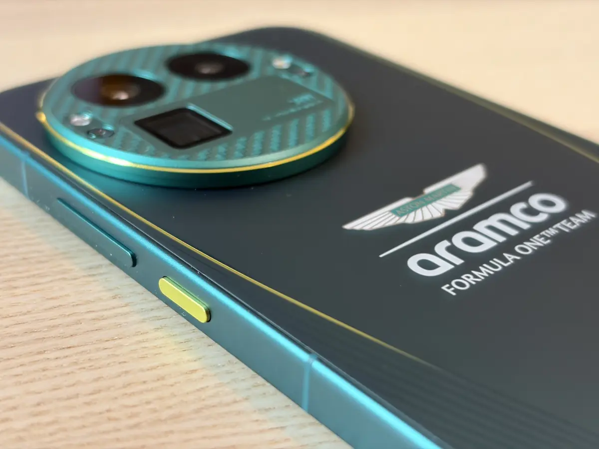 Test du Realme GT 8 Pro : l’outsider qui veut faire de l’ombre à l'iPhone 17 Pro Max