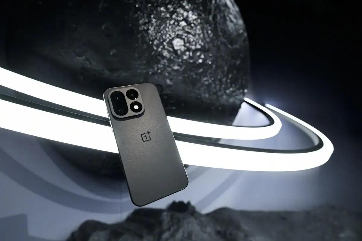OnePlus 16&nbsp;: la fiche technique de l'ann&eacute;e pour un mobile qu'on ne verra jamais