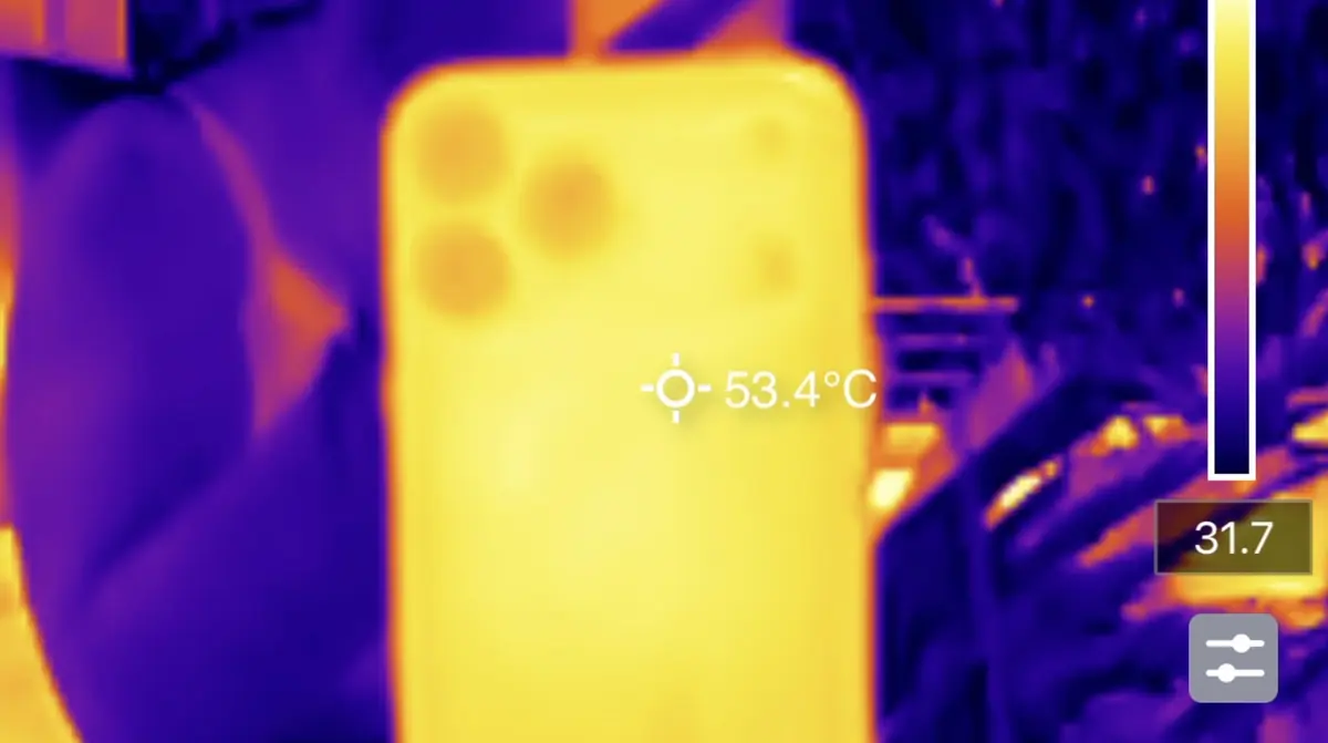 L'iPhone 18 Pro Max Bordeaux est mont&eacute; &agrave; 53&deg;C&nbsp;!