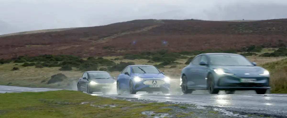 Un accident provoqu&eacute; par une Mercedes CLA &eacute;lectrique, victime de "freinage fant&ocirc;me"