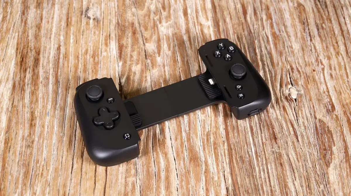 Test Razer Kishi V2 : la meilleure manette pour iPhone ?