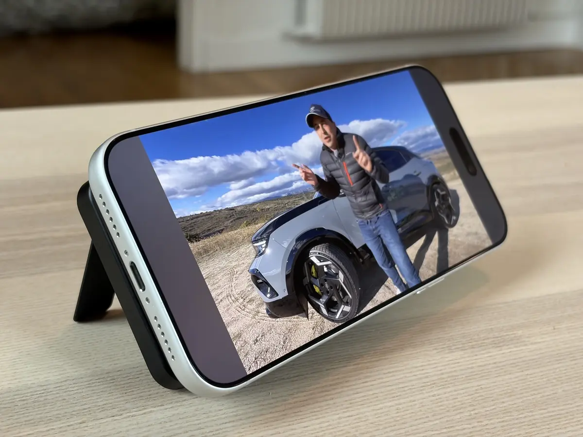 Test de la Kuxiu K1 Ultra : la batterie Qi2.2 de 25W qui fait tout