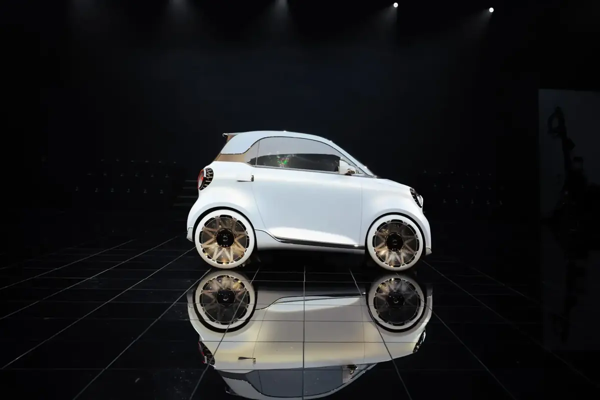 Smart #2&nbsp;: le constructeur de petites voitures refait enfin une petite voiture