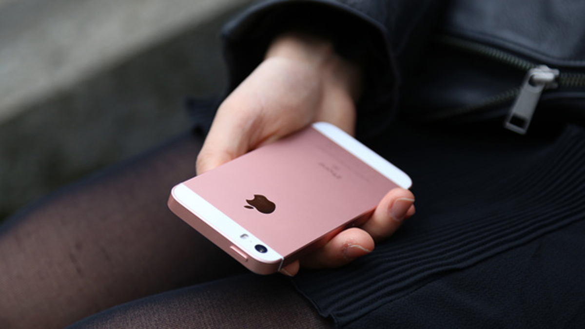 L'iPhone SE 4 (2024) serait annulé, vraiment ?