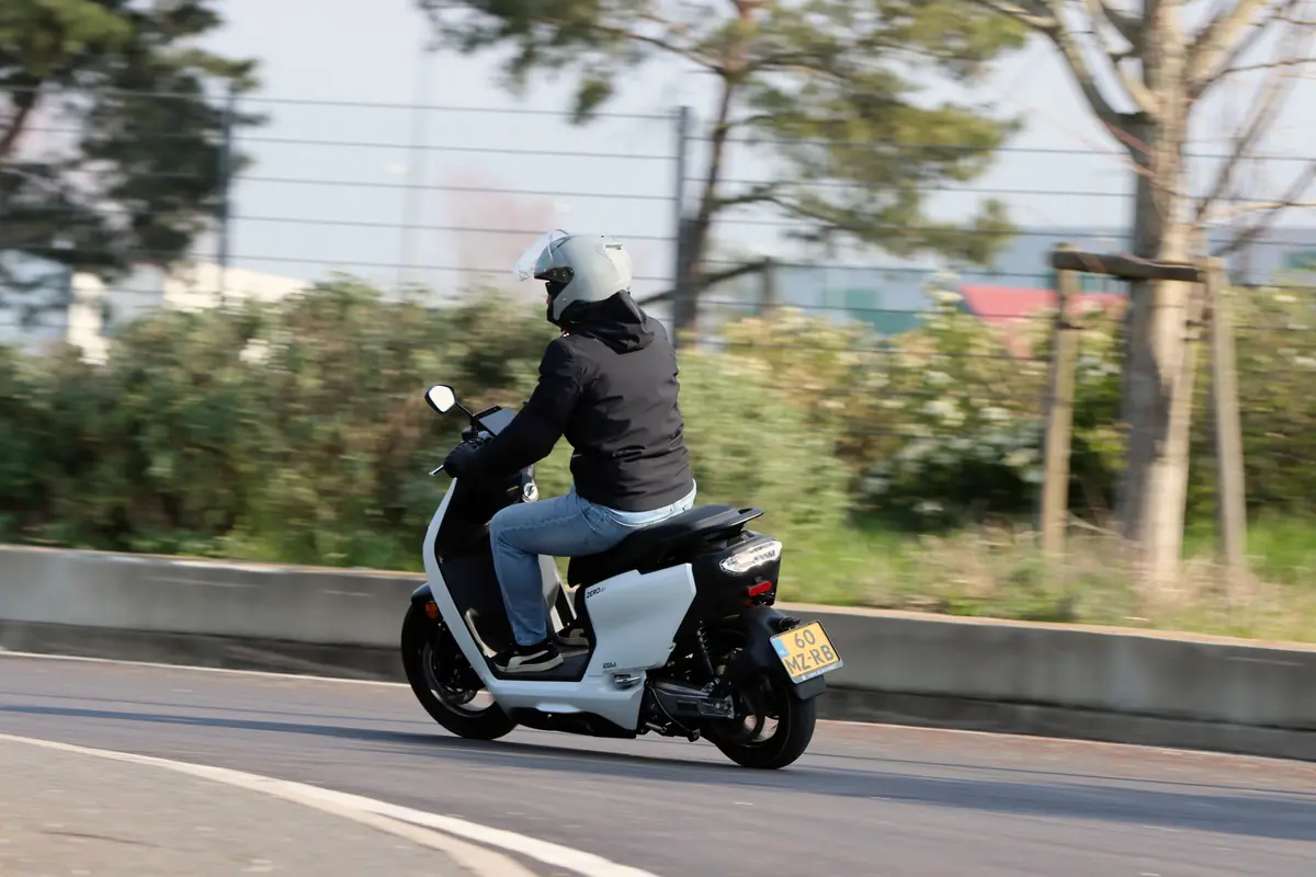 Zero Motorcycles LS1