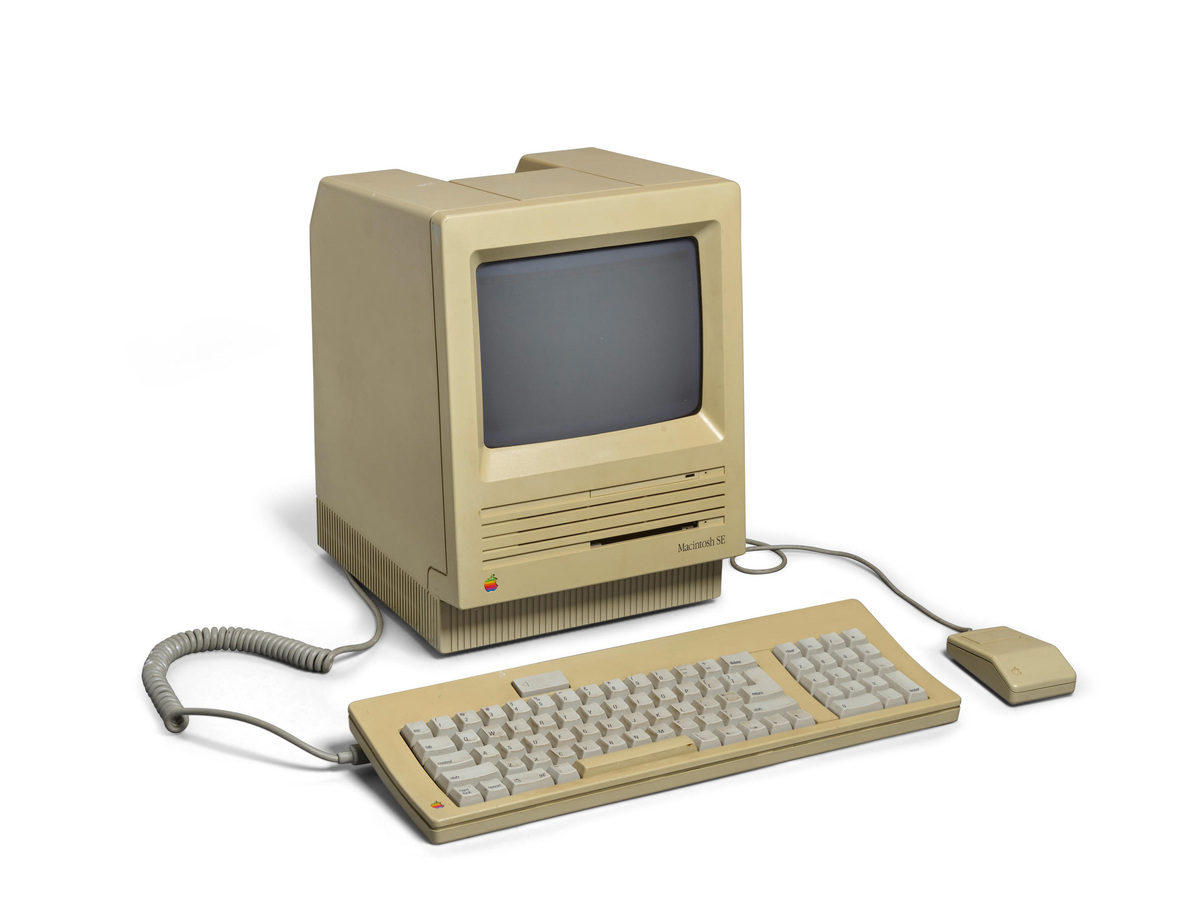 Auctions: an original iPhone at $39,400, a Steve Jobs Macintosh SE from $200,000